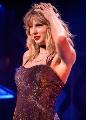  Taylor Swift logra lo imposible: recaudar 1 mil millones de dólares